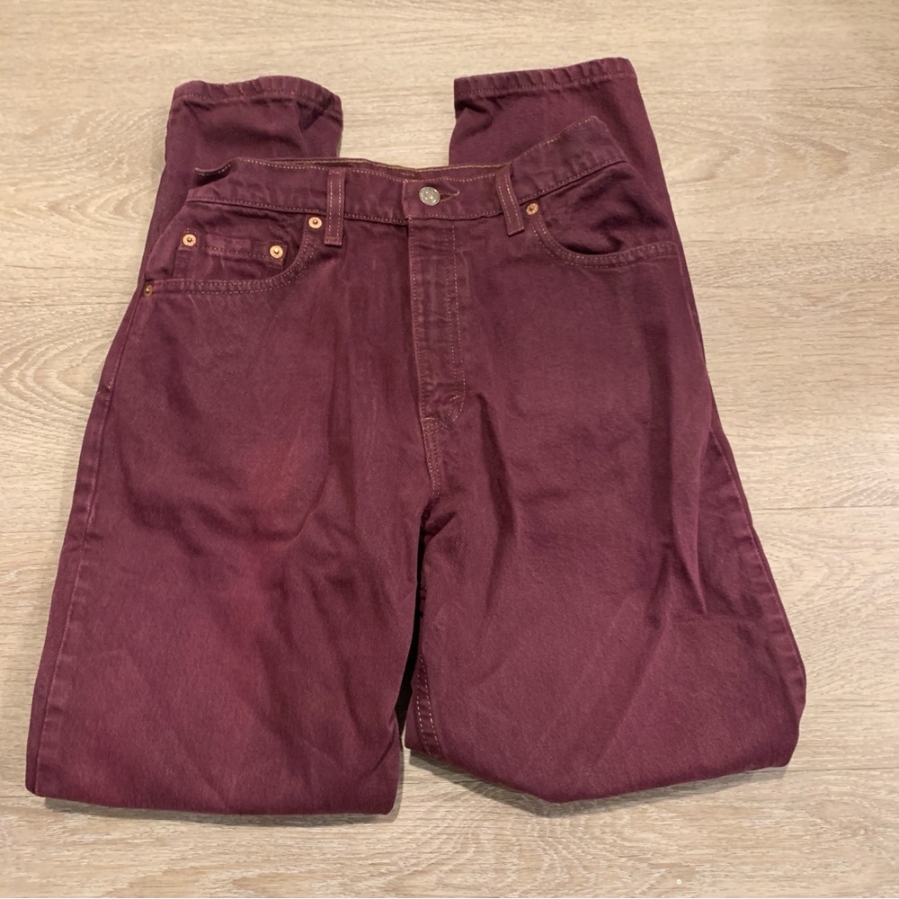 Levi's 550 Relaxed Fit Tapered Leg Burgundy Jeans Size 8